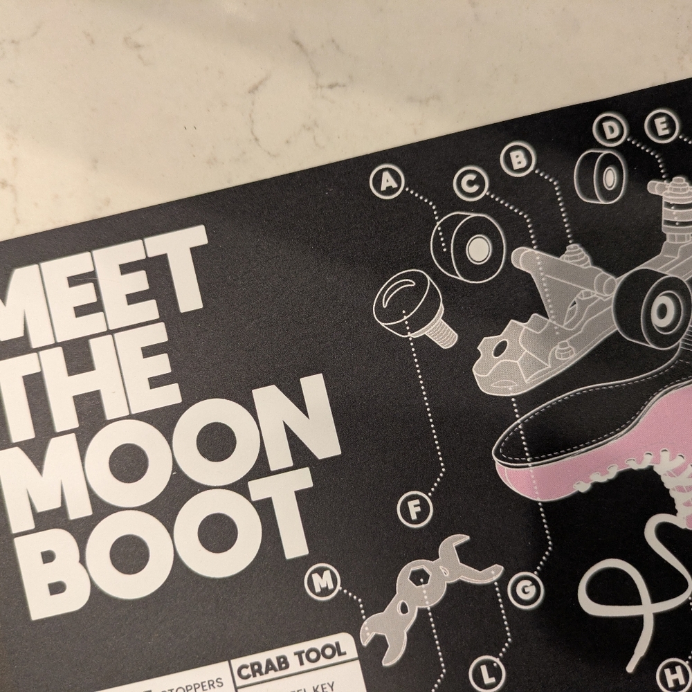 Midnight Roller Moon Boot Roller Skates - Picture 11 of 17